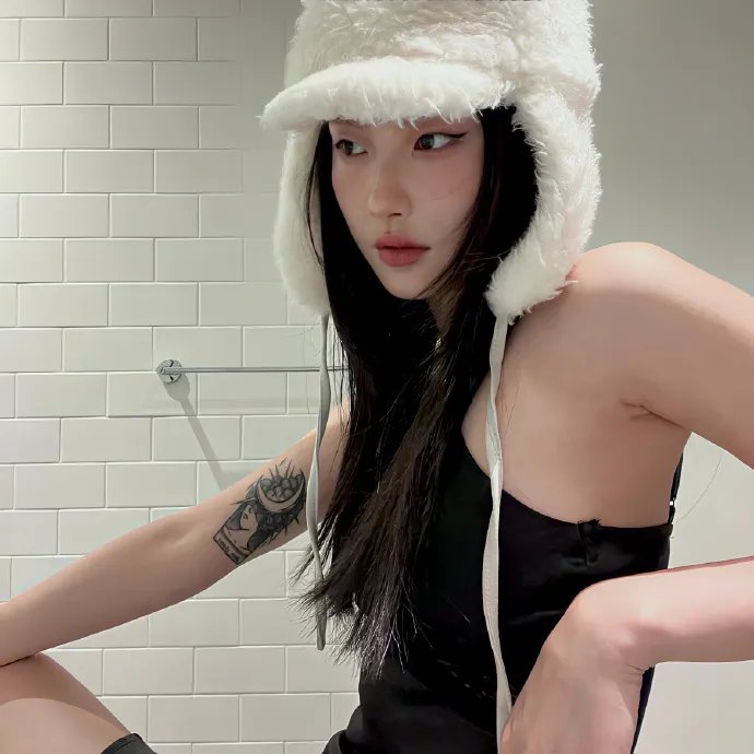 特务谜云